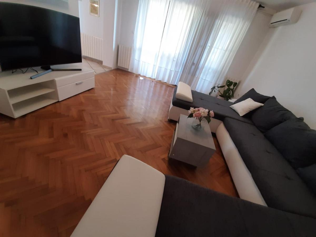 Apartman Nada I Fažana Екстериор снимка