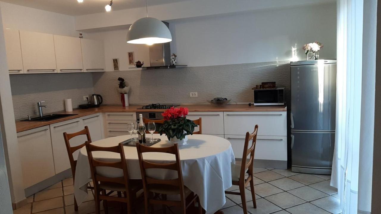 Apartman Nada I Fažana Екстериор снимка